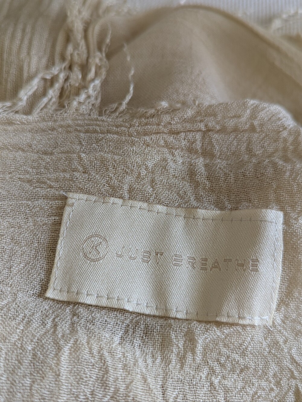 Katia Designs Scarf Just Breathe Cream - Picture 4 of 5